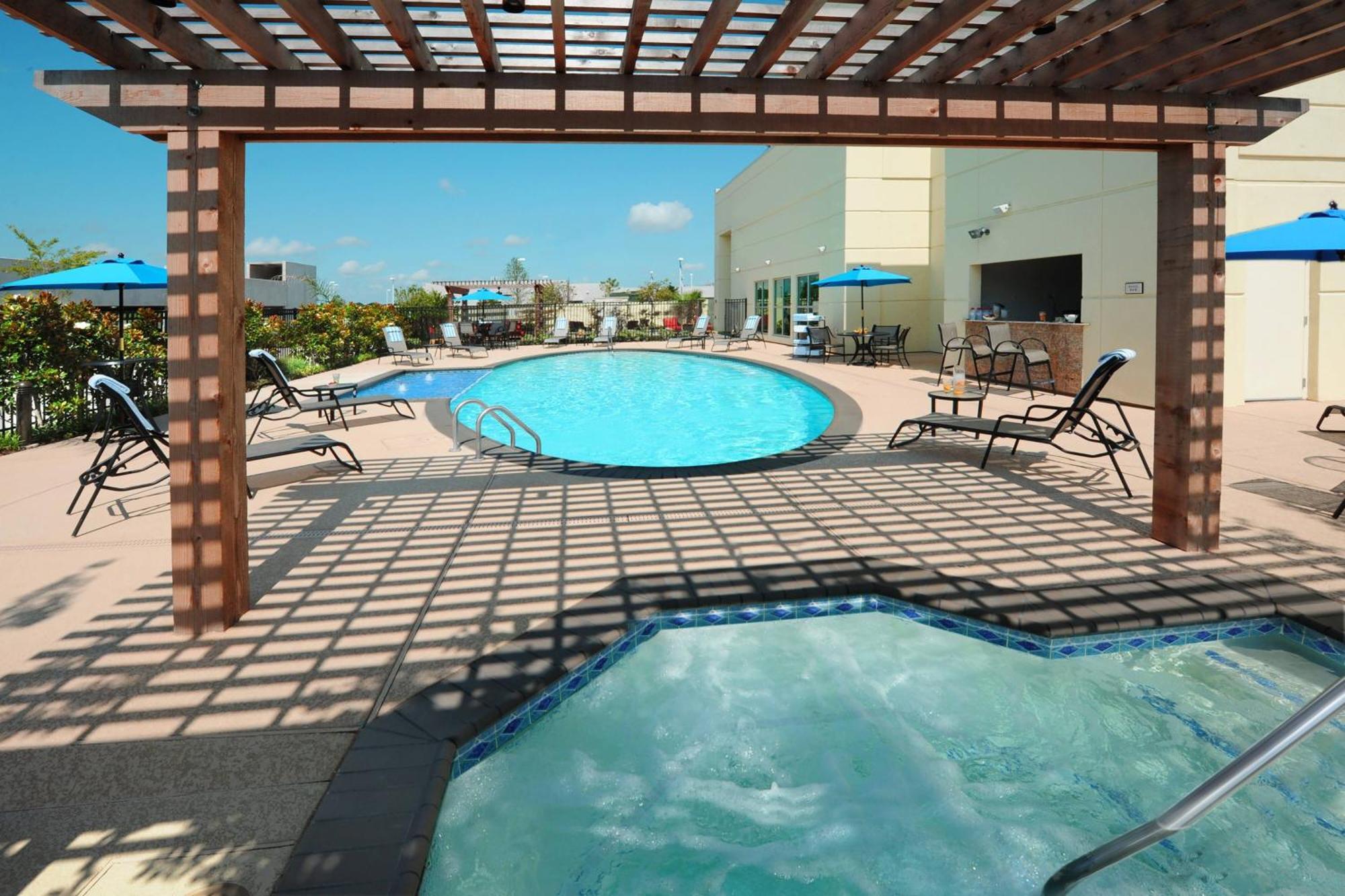 Отель Houston Marriott Energy Corridor Экстерьер фото