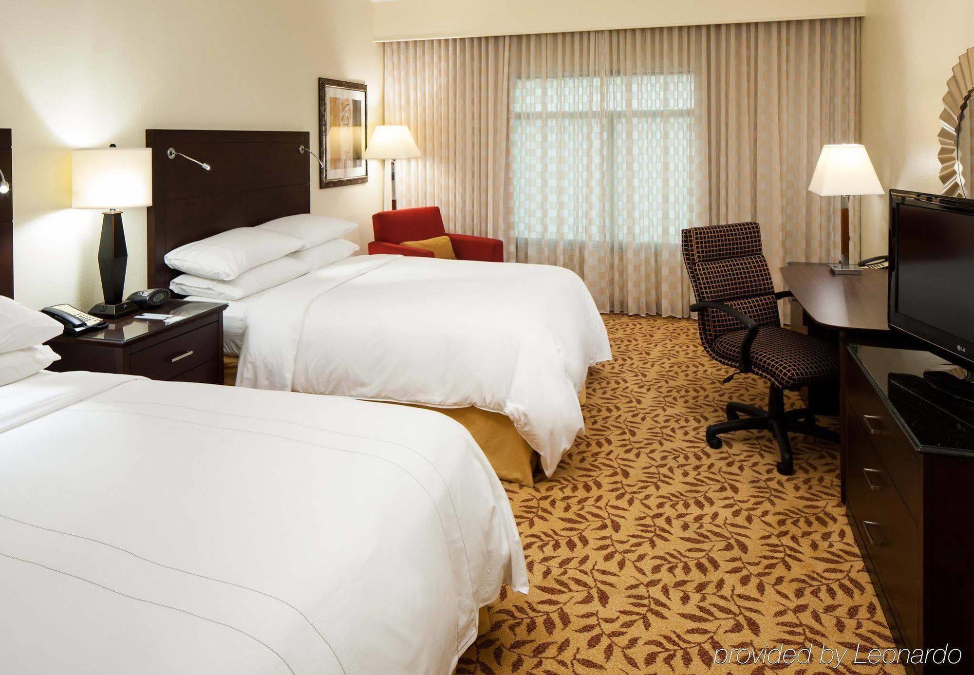 Отель Houston Marriott Energy Corridor Экстерьер фото